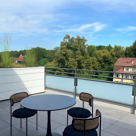 Luxurioeses Im Historischen Wangen *
