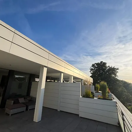 Luxurioeses Im Historischen Wangen Lägenhet *